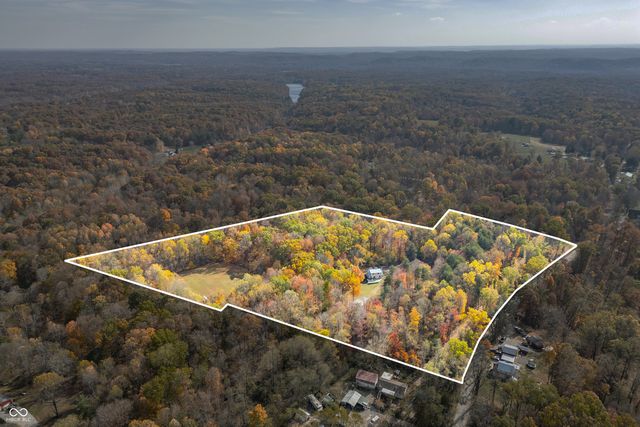 3399 W Cottonwood Road, Nashville, IN 47448