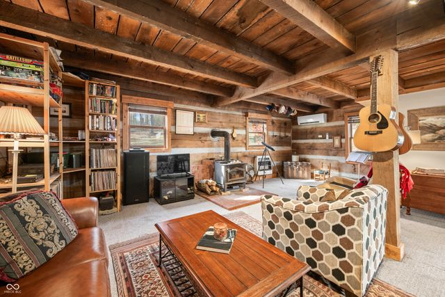 3399 W Cottonwood Road, Nashville, IN 47448