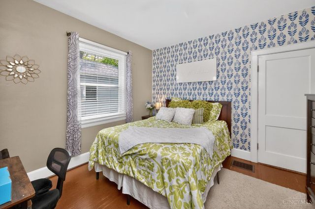 4345 Clifford Road, Deer Park, OH 45236