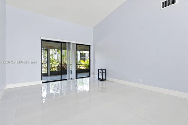 3895 N Carambola Cir N 29128, Coconut Creek, FL 33066