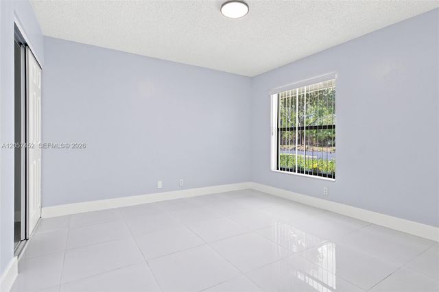 3895 N Carambola Cir N 29128, Coconut Creek, FL 33066