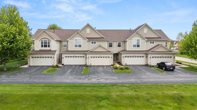 629 Buckboard Lane, Sycamore, IL 60178