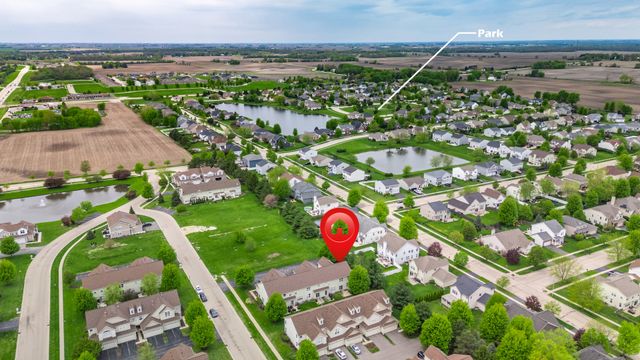 629 Buckboard Lane, Sycamore, IL 60178