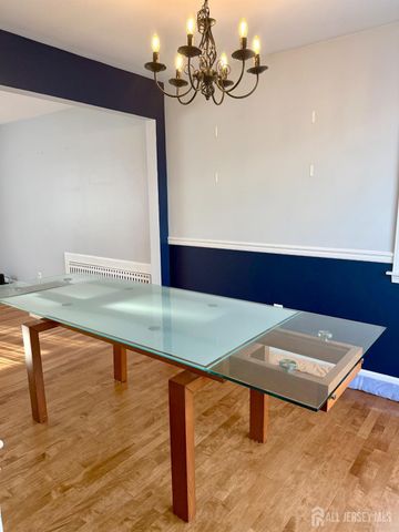 100 New York Avenue, Metuchen, NJ 08840