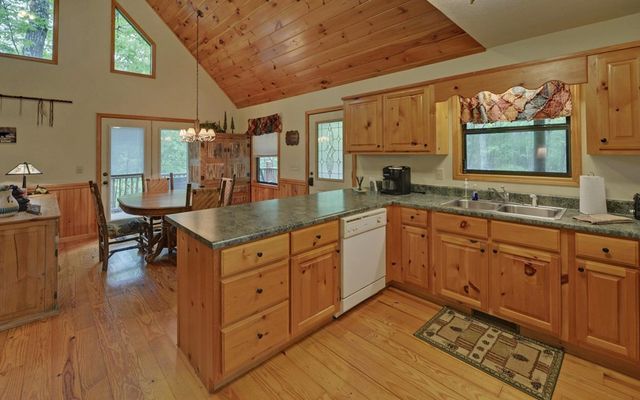 100 Carvers View Trail, Murphy, NC 28906