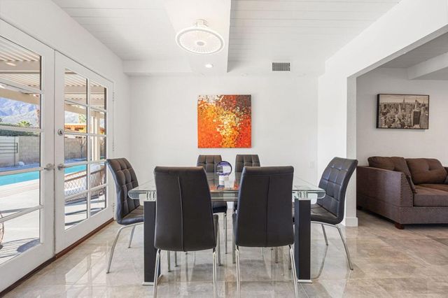 971 E San Lucas Road, Palm Springs, CA 92264