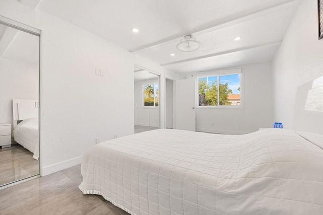 971 E San Lucas Road, Palm Springs, CA 92264