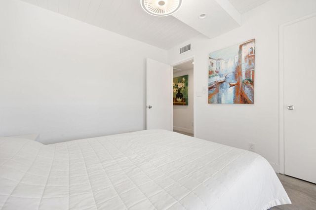 971 E San Lucas Road, Palm Springs, CA 92264