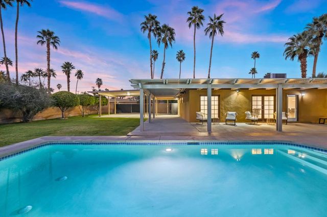 971 E San Lucas Road, Palm Springs, CA 92264