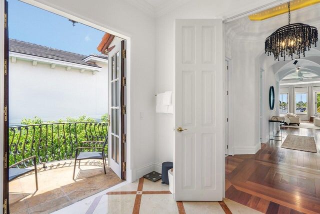 350 E Ocean Avenue, Lantana, FL 33462