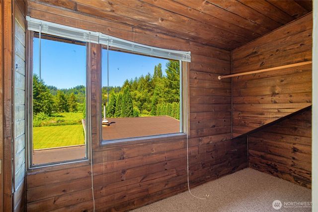 5609 318th Avenue NE, Carnation, WA 98014