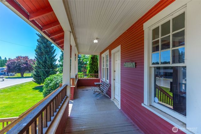 5609 318th Avenue NE, Carnation, WA 98014
