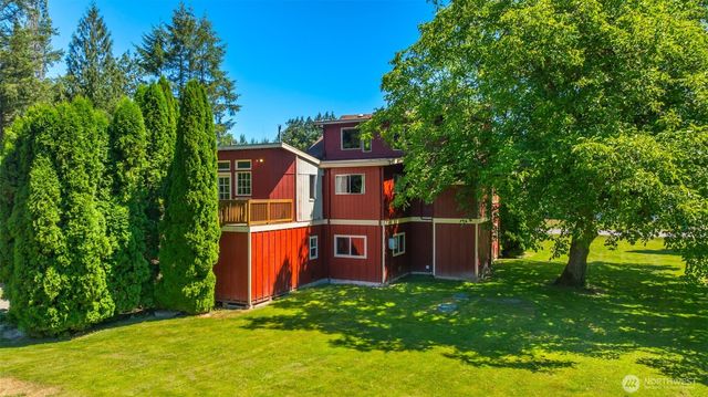 5609 318th Avenue NE, Carnation, WA 98014
