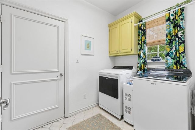 4080 Darril Road, Edmond, OK 73025