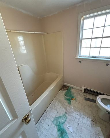 18 Anthony Dr, Barnstable, MA 02601