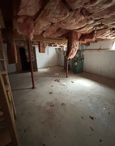 18 Anthony Dr, Barnstable, MA 02601