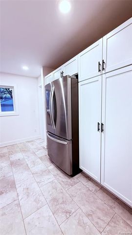 22304 California Street, Saint Clair Shores, MI 48080