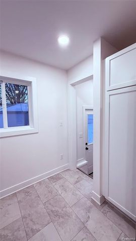 22304 California Street, Saint Clair Shores, MI 48080