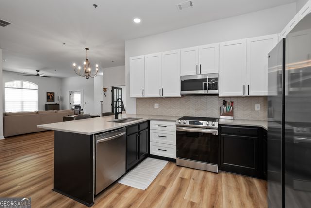 71 Thomaston Street, Newnan, GA 30263