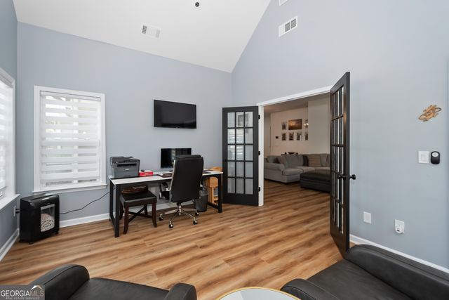 71 Thomaston Street, Newnan, GA 30263