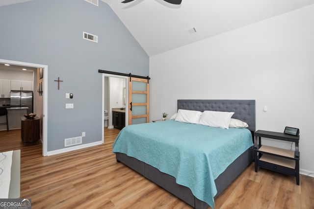 71 Thomaston Street, Newnan, GA 30263