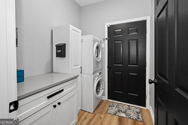 71 Thomaston Street, Newnan, GA 30263