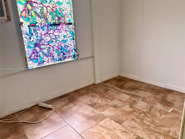 8732 SW 16th Street, Davie, FL 33324