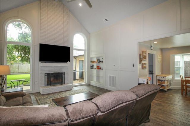 3130 Ashlock Drive, Houston, TX 77082