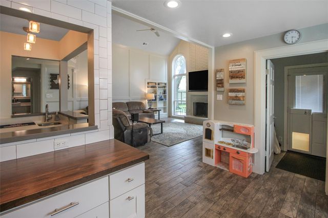 3130 Ashlock Drive, Houston, TX 77082