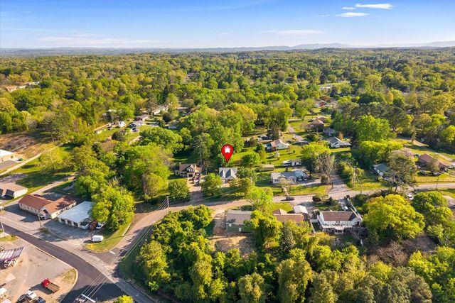 6 Catherine Street, Rossville, GA 30741