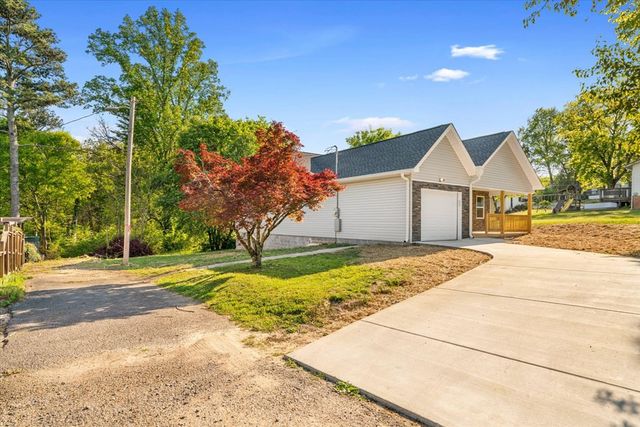 6 Catherine Street, Rossville, GA 30741