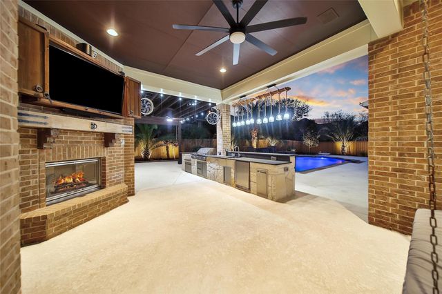 3302 Mallard Run Court, Katy, TX 77494