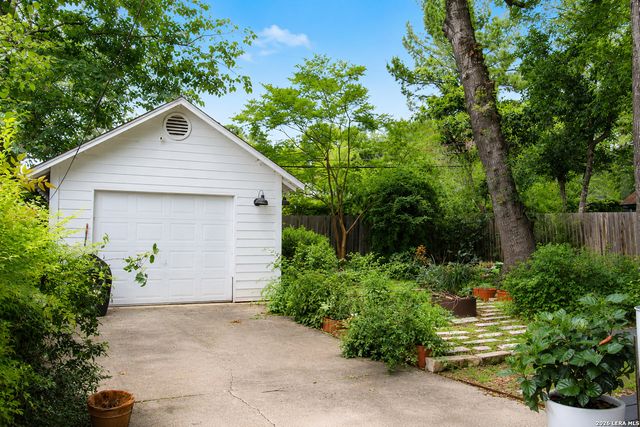 211 MONTCLAIR ST, San Antonio, TX 78209