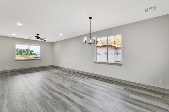 5530 W 42nd Street South, Wichita, KS 67215