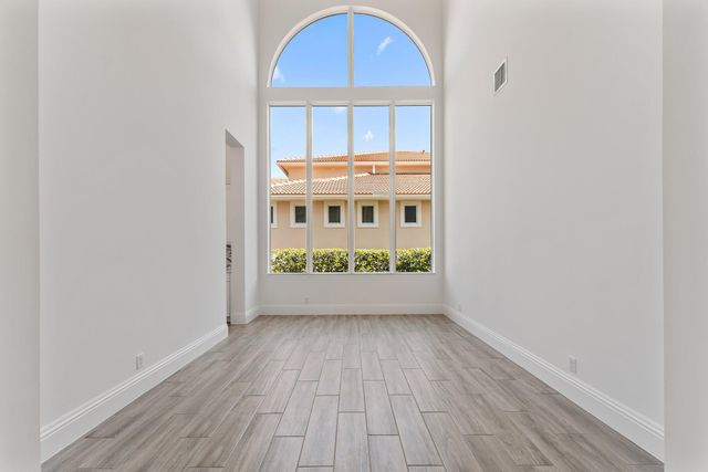 187 Elena Court, Jupiter, FL 33478