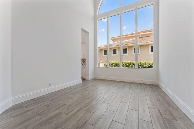 187 Elena Court, Jupiter, FL 33478