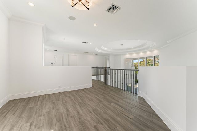 187 Elena Court, Jupiter, FL 33478