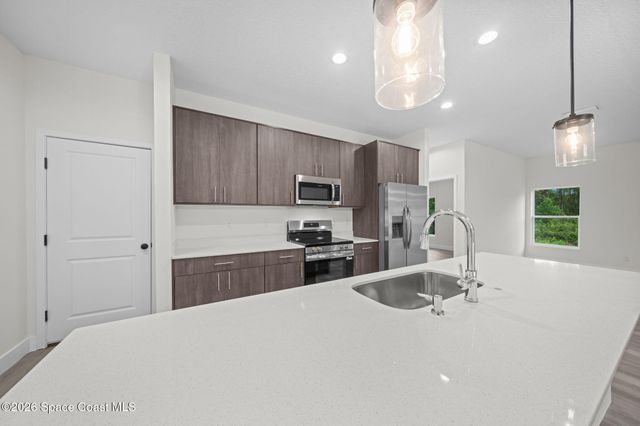 1240 Cogan Drive SE, Palm Bay, FL 32909