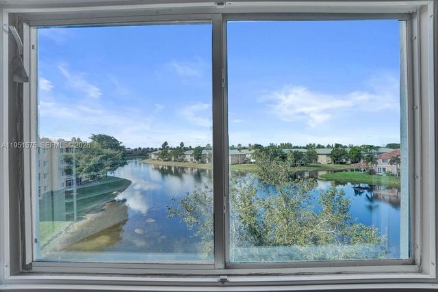 7763 Southampton Ter 403, Tamarac, FL 33321