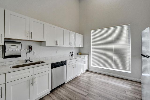 7763 Southampton Ter 403, Tamarac, FL 33321