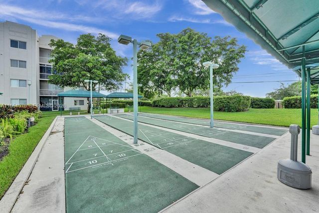 7763 Southampton Ter 403, Tamarac, FL 33321