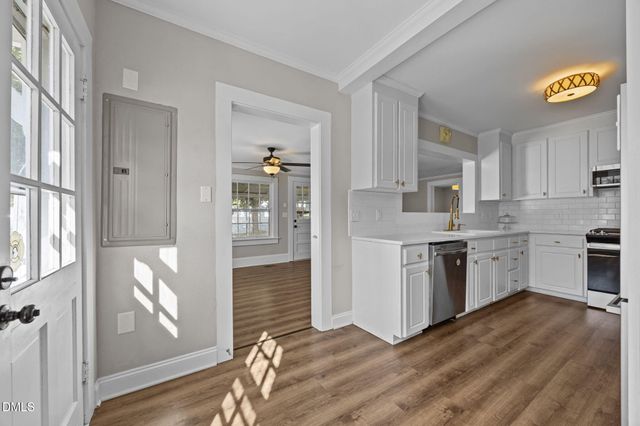 1001 N Orange Avenue, Dunn, NC 28334