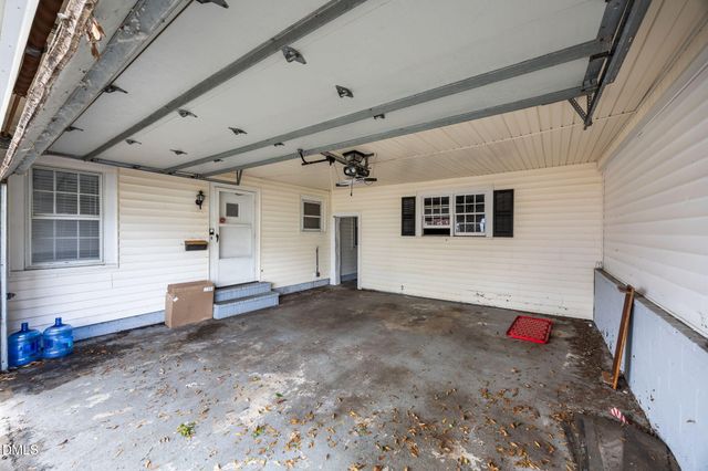 1001 N Orange Avenue, Dunn, NC 28334