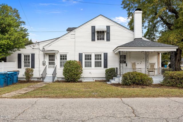 1001 N Orange Avenue, Dunn, NC 28334