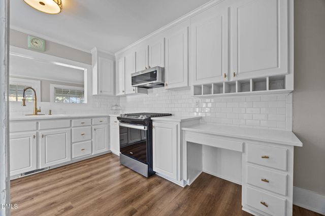 1001 N Orange Avenue, Dunn, NC 28334