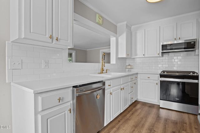 1001 N Orange Avenue, Dunn, NC 28334