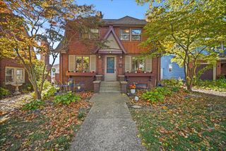 9 Broadway Place, Normal, IL 61761