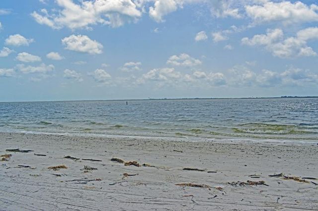 2 N FERNWOOD AVENUE 14, Clearwater, FL 33765