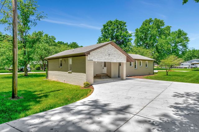 2618 Owens Dr, Santa Fe, TN 38482