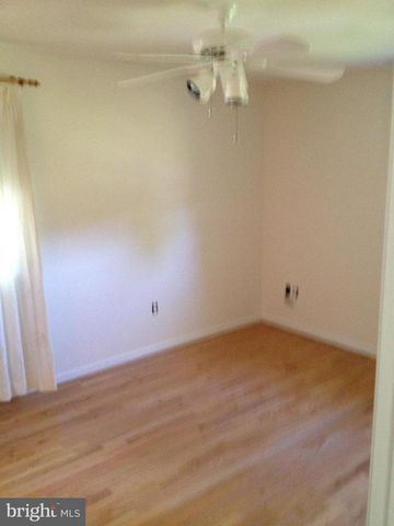 7017 MURRAY LN, Annandale, VA 22003